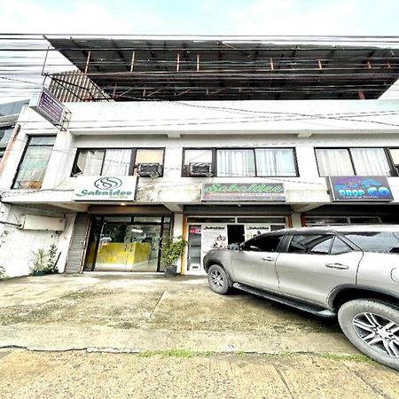 Oyo 910 Sabaidee Suites Mandaue City Ngoại thất bức ảnh